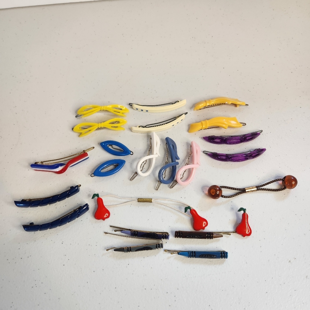Vintage Girls Plastic Hair Barrettes 70s 80s Mixed Lot Goody Bobby Pins Crayons